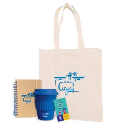 Kit com ecobag, caderneta, copo e tag personalizados