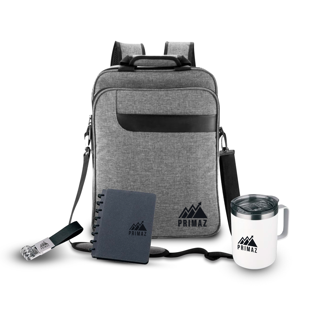 Kit com mochila, bloco de notas, caneca e chaveiro personalizados
