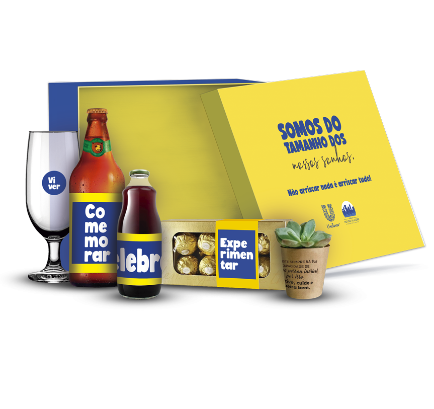 Kit com caixa e produtos personalizados